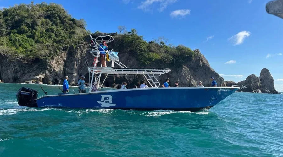 Private Boat tortuga island